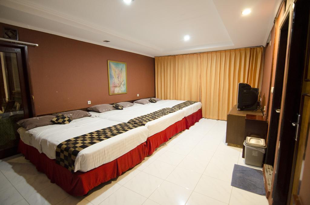 Fora Guest House Taman Lingkar Bandung Exterior foto
