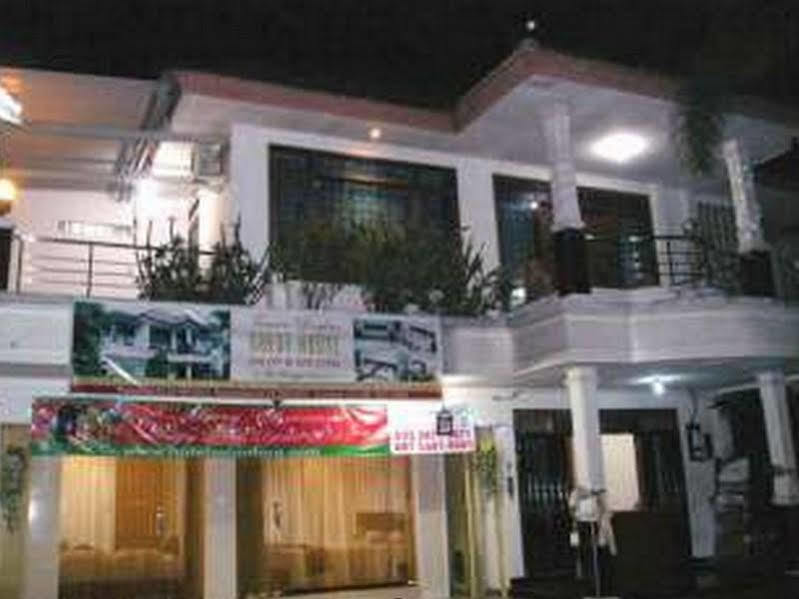 Fora Guest House Taman Lingkar Bandung Exterior foto