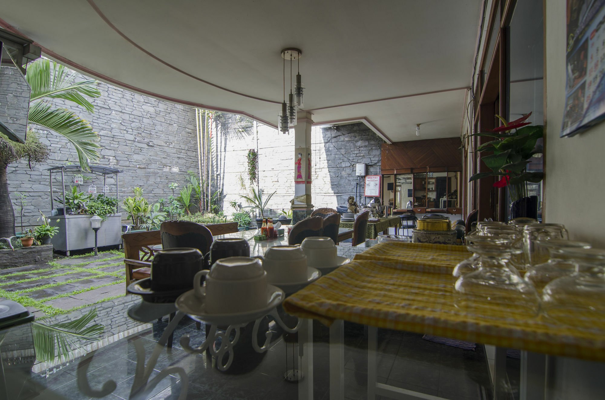 Fora Guest House Taman Lingkar Bandung Exterior foto